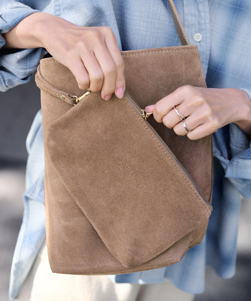 FRAMeWORK（フレームワーク）の「AULENTTI/オウレンティ ONE HANDLE TOTE WITH POACH（トートバッグ・レディース・ベージュ/ブラック・FREE）」の14枚目の写真