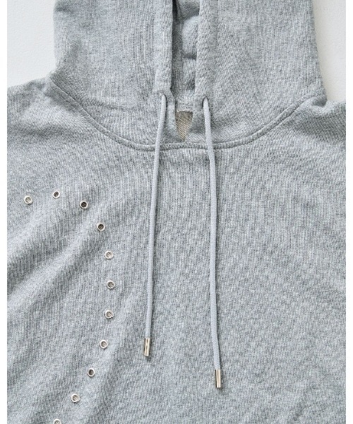 LANTINAM(ランティナム)の「【UNISEX】Heart Studs Hoodie(パーカー・レディース・ピンク/チャコールグレー・MEDIUM/LARGE)」の17枚目の写真