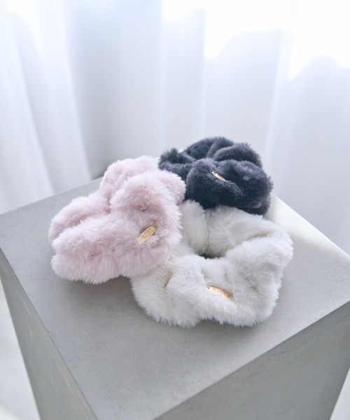 Rose Muse（ロゼミューズ）の「Fur chouchou（シュシュ・レディース・ピンク/ブラック・FREE）」の5枚目の写真