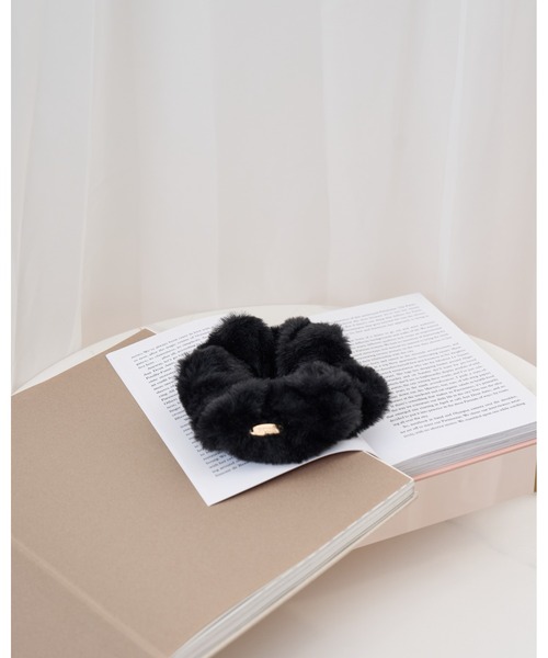 Rose Muse（ロゼミューズ）の「Fur chouchou（シュシュ・レディース・ピンク/ブラック・FREE）」の7枚目の写真