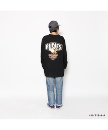 RUDIE'S（ルーディーズ）の「RUDIE'S x CRAYON SHINCHAN HORSE LSTEE ルーディーズ×クレヨンしんちゃん ホース ロングスリーブTシャツ（Tシャツ/カットソー）」