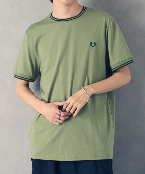 FRED PERRY(フレッドペリー)の「【FRED PERRY】TWIN TIPPED T-SHIRT M1588③(Tシャツ/カットソー・レディース・イエロー系その他2/カーキ/アイボリー系3/アイボリー系2/アイボリー/レッド/ネイビー系6/ネイビー系5/ネイビー系4/ネイビー系3/ライトブルー/イエロー/ダークグレー/ダークグリーン系2/ダークグリーン/グリーン系1・XL/L/M/S/XS)」の19枚目の写真
