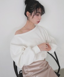 LIAN（リアン）の「オフショルスウェットプルオーバー（スウェット）」