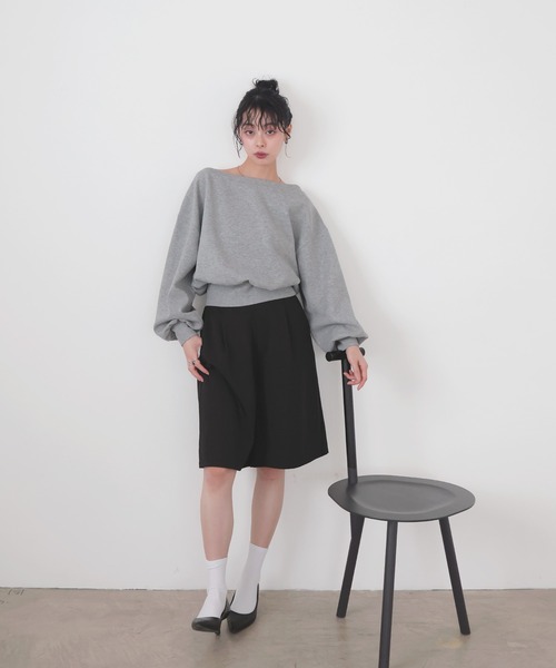 LIAN（リアン）の「オフショルスウェットプルオーバー（スウェット・レディース・ブラック/イエロー/ピンク/杢グレー/オフホワイト・FREE）」の20枚目の写真