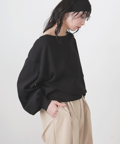 LIAN（リアン）の「オフショルスウェットプルオーバー（スウェット・レディース・ブラック/イエロー/ピンク/杢グレー/オフホワイト・FREE）」の6枚目の写真