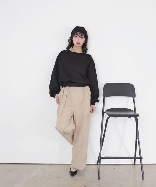 LIAN（リアン）の「オフショルスウェットプルオーバー（スウェット・レディース・ブラック/イエロー/ピンク/杢グレー/オフホワイト・FREE）」の7枚目の写真