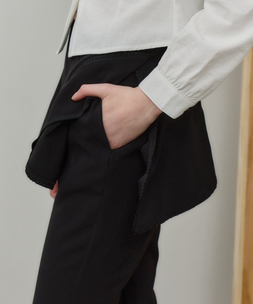 GIUNON（ジウノン）の「layerd frill capri pants / レイヤードフリルカプリパンツ（その他パンツ・レディース・ブラック・0/1）」の3枚目の写真