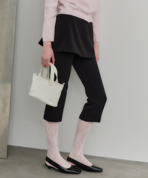 GIUNON（ジウノン）の「layerd frill capri pants / レイヤードフリルカプリパンツ（その他パンツ・レディース・ブラック・0/1）」の22枚目の写真