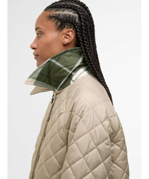 Barbour（バブアー）の「Laoise キルティングジャケット（その他アウター・レディース・ベージュ/ネイビー・8/10）」の6枚目の写真