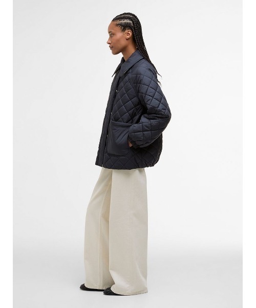 Barbour（バブアー）の「Laoise キルティングジャケット（その他アウター・レディース・ベージュ/ネイビー・8/10）」の9枚目の写真