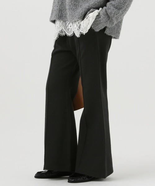 BAYFLOW（ベイフロー）の「ブークレストレッチフレアパンツ（その他パンツ・レディース・グレイッシュベージュ/ブラック・SMALL/MEDIUM）」の10枚目の写真