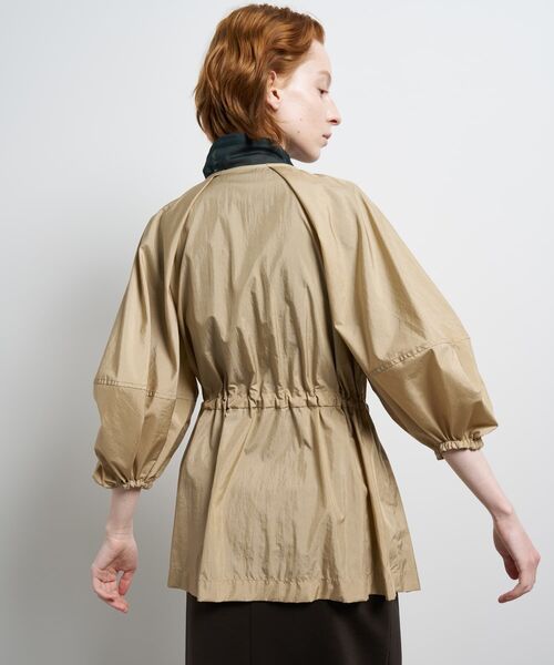 LANVIN en Bleu(ランバンオンブルー)の「ストーンナイロンライトブルゾン(テーラードジャケット・レディース・ベージュ/ネイビー・38/36)」の16枚目の写真