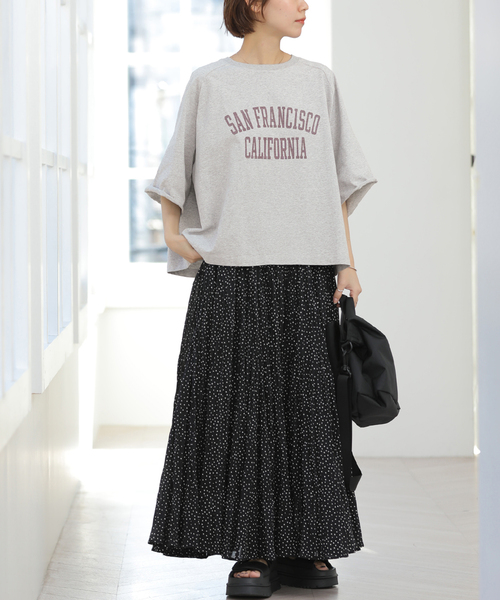 JOURNAL STANDARD relume（ジャーナルスタンダード　レリューム）の「［26SS新作］カットオフワイドロゴTee（Tシャツ/カットソー・レディース・グレー/ホワイト/ブラウン・FREE）」の4枚目の写真