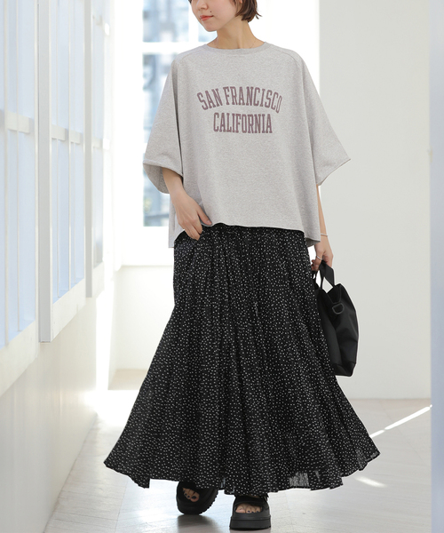 JOURNAL STANDARD relume（ジャーナルスタンダード　レリューム）の「［26SS新作］カットオフワイドロゴTee（Tシャツ/カットソー・レディース・グレー/ホワイト/ブラウン・FREE）」の5枚目の写真