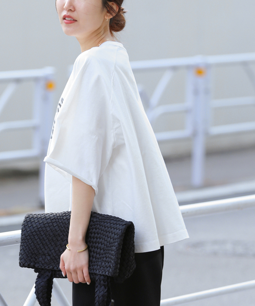 JOURNAL STANDARD relume（ジャーナルスタンダード　レリューム）の「［26SS新作］カットオフワイドロゴTee（Tシャツ/カットソー・レディース・グレー/ホワイト/ブラウン・FREE）」の19枚目の写真