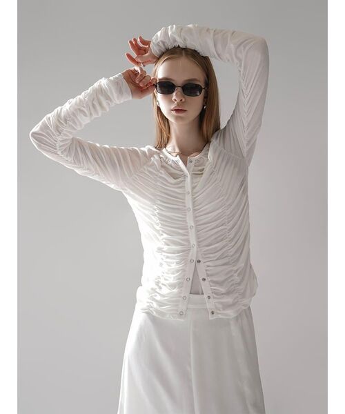 :ETHROF(イーサオブ)の「SHEER GATHER CREW NECK CARDIGAN(Tシャツ/カットソー・レディース・ホワイト/ブラック・FREE)」の3枚目の写真