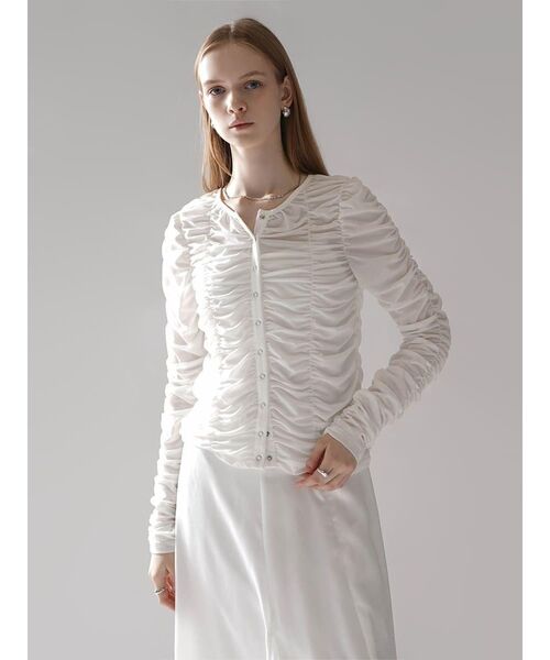:ETHROF(イーサオブ)の「SHEER GATHER CREW NECK CARDIGAN(Tシャツ/カットソー・レディース・ホワイト/ブラック・FREE)」の6枚目の写真
