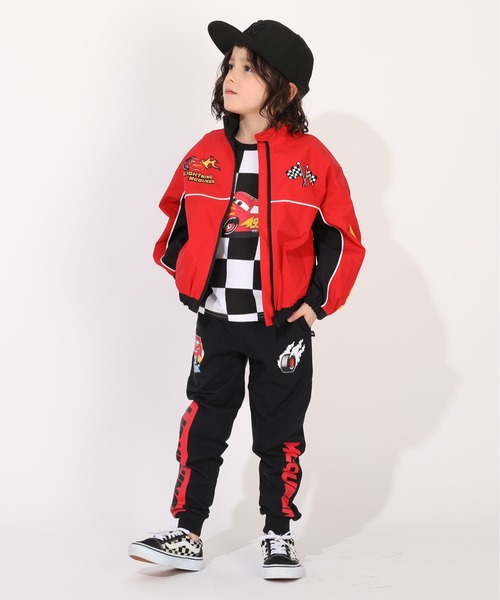 Disney(ディズニー)の「ディズニー カーズ 【防風・撥水】ウインドブレーカー 1260K(ナイロンジャケット・キッズ・レッド系9・110cm/120cm/130cm/90cm/100cm)」の3枚目の写真