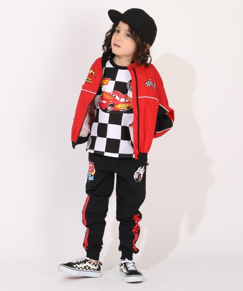 Disney(ディズニー)の「ディズニー カーズ 【防風・撥水】ウインドブレーカー 1260K(ナイロンジャケット・キッズ・レッド系9・110cm/120cm/130cm/90cm/100cm)」の4枚目の写真