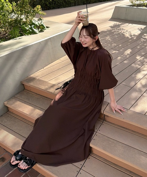 OLUN(オルン)の「2-way waist gathered onepiece/2wayウエストギャザーワンピース(ワンピース・レディース・アイボリー/ブラウン/ブラック・FREE/X-SMALL/SMALL)」の13枚目の写真