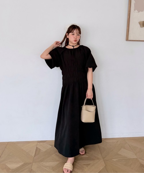 OLUN(オルン)の「2-way waist gathered onepiece/2wayウエストギャザーワンピース(ワンピース・レディース・アイボリー/ブラウン/ブラック・FREE/X-SMALL/SMALL)」の6枚目の写真