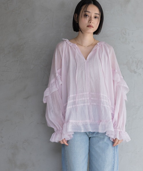 A part by（アパートバイ）の「Babyフリルブラウス（シャツ/ブラウス・レディース・ライトピンク/ブラック/オフホワイト・FREE）」の3枚目の写真