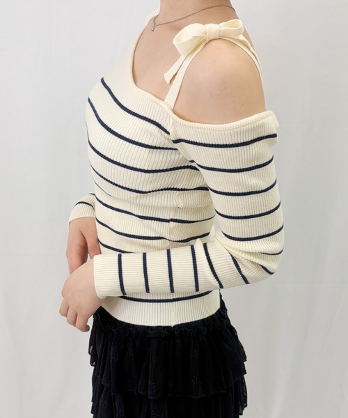 frunco(フランコ)の「【ZOZOTOWN限定】ワンショルダーボーダーニット(ニット/セーター・レディース・ネイビー/ホワイト/ブルー・FREE)」の5枚目の写真