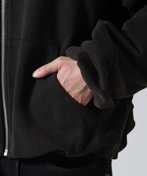 GEN_DAI(ゲンダイ)の「GEN_DAI/ゲンダイ/DAMEGE ZIP HOODIE(パーカー・メンズ・レッド/ブラック・0/1)」の19枚目の写真