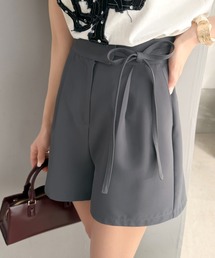 mily bilet（ミウィビレット）の「【mily bilet】シンプルじゃない、“ちょうどいい洒落感”。ウエストリボン付きハイウエストショートパンツ（その他パンツ）」