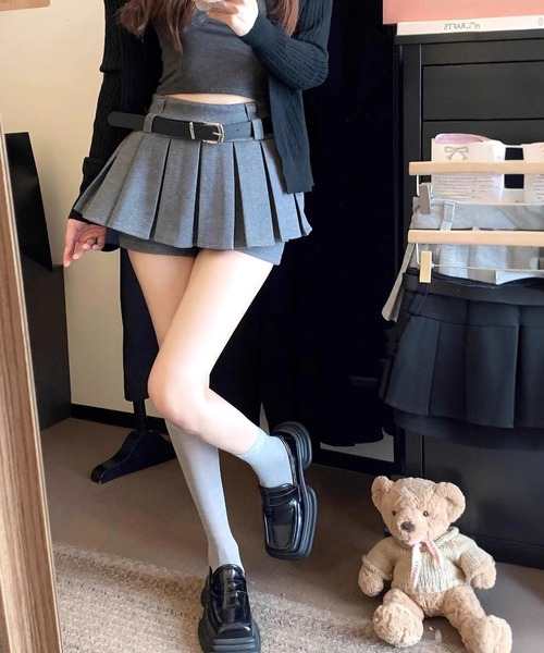 HALEY PESCA(ヘーリーペスカ)の「HALEY PESCA/プリーツデザイン ミニスカパン(スカート・レディース・グレー/ブラック/ライトグレー・SMALL/MEDIUM/LARGE)」の5枚目の写真