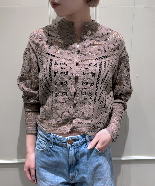 IENA LA BOUCLE（イエナラブークル）の「《追加》IENA LA BOUCLE バテンレースブラウス（シャツ/ブラウス・レディース・ウッド/ホワイト・FREE）」の2枚目の写真