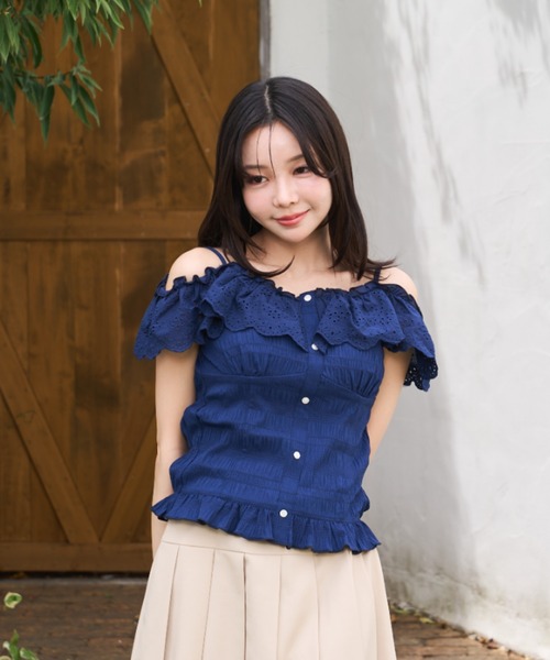 Lallana(ララーナ)の「3way Flill Cami Tops/3way フリルキャミトップス(その他トップス・レディース・ブラック/ネイビー/アイボリー・FREE)」の7枚目の写真