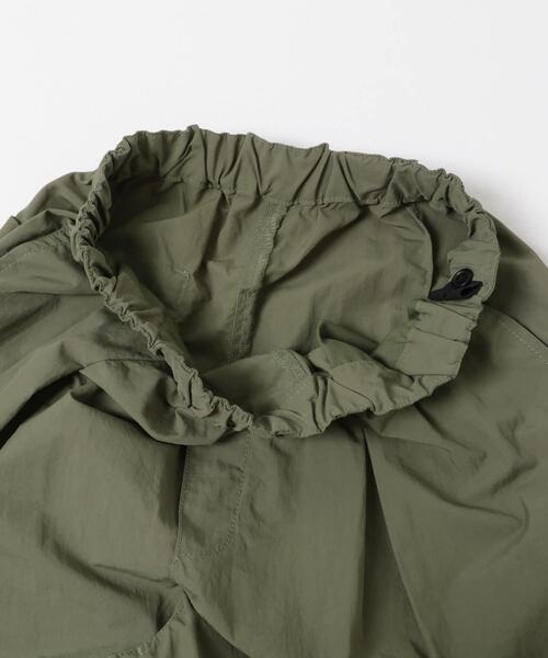 URBAN RESEARCH DOORS（アーバンリサーチドアーズ）の「『150サイズ』撥水タックワイドパンツ(KIDS)（その他パンツ・キッズ・ネイビー/グレー系その他・150）」の6枚目の写真