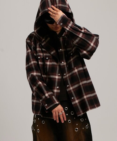WHO'S WHO gallery(フーズフーギャラリー)の「【UNISEX】Sourcreamウエスタンオンブレチェックフードシャツ(シャツ/ブラウス・レディース・ブラック/ブラウン/ネイビー・FREE)」の12枚目の写真