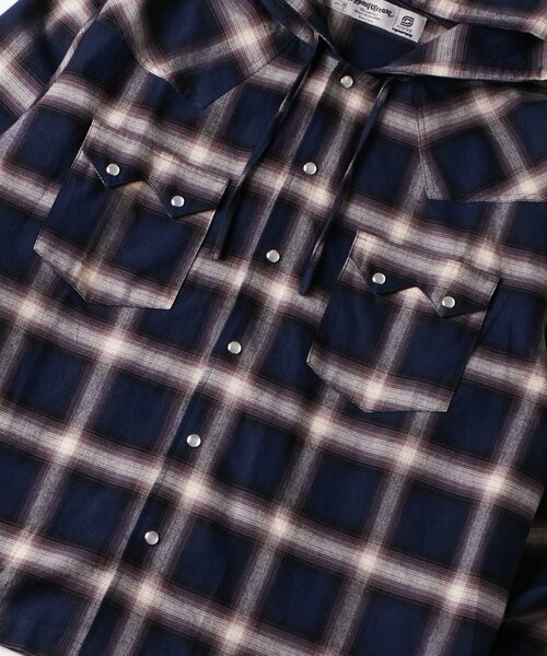 WHO'S WHO gallery（フーズフーギャラリー）の「【UNISEX】Sourcreamウエスタンオンブレチェックフードシャツ（シャツ/ブラウス・レディース・ブラック/ブラウン/ネイビー・FREE）」の4枚目の写真