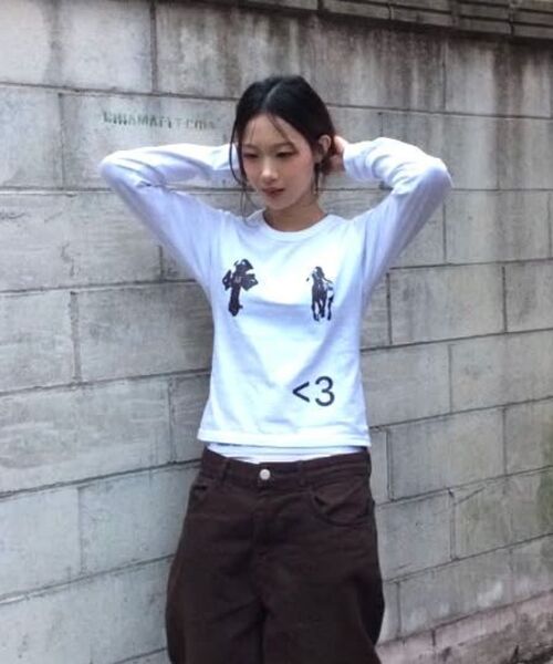 MUCENT(ムセント)の「アンティーククロスポニー長袖Tシャツ(2カラー)(Tシャツ/カットソー・レディース・ブラック/ホワイト・FREE)」の17枚目の写真