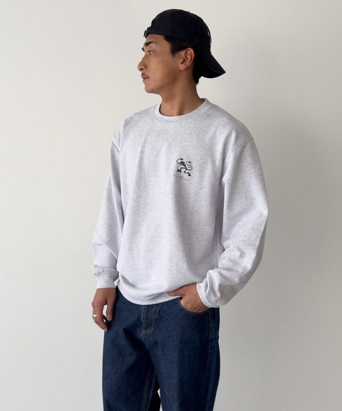 CANAL JEAN(キャナルジーン)の「Twelve12 monkey dance スウェット 裏毛(スウェット・レディース・オフホワイト/アッシュ・X-LARGE/LARGE)」の2枚目の写真