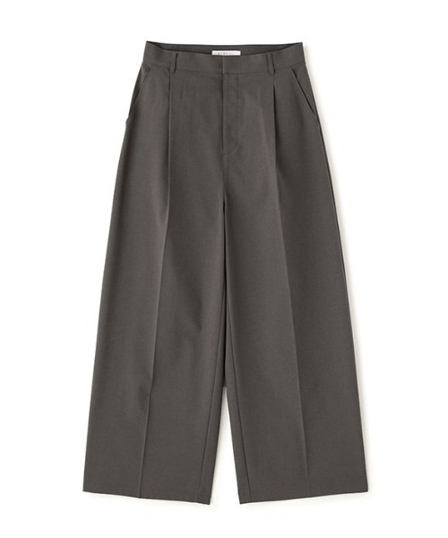 ETRE TOKYO（エトレトウキョウ）の「【先行予約限定 10%OFF】リネンライクエアリータックパンツ（その他パンツ・レディース・ネイビー/カーキ/グレー・S/M）」の17枚目の写真