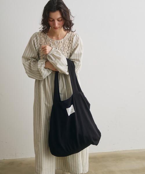 Crisp（クリスプ）の「ナチュラルビッグトートバッグ（トートバッグ・レディース・ブラック/レッド/ナチュラル・FREE）」の6枚目の写真