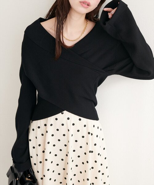 natural couture（ナチュラルクチュール）の「カシュクールフレア袖ニット（ニット/セーター・レディース・ピンク/オフホワイト/ブラック/サックスブルー/グレイッシュベージュ・FREE）」の11枚目の写真