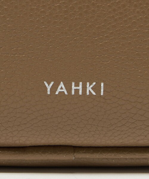 YAHKI(ヤーキ)の「<YAHKI> RND THIN HNDL(ショルダーバッグ・レディース・ブラック/ブラウン系・FREE)」の11枚目の写真