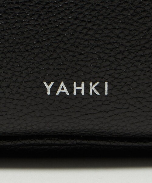 YAHKI(ヤーキ)の「<YAHKI> RND THIN HNDL(ショルダーバッグ・レディース・ブラック/ブラウン系・FREE)」の17枚目の写真