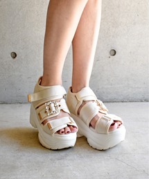 FUN(me Jane)（ファン）の「ビジュツキスポサン（サンダル）」