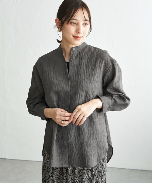 ikka（イッカ）の「【雑誌InRed5月号掲載】冷感リネンバンドカラーシャツ（シャツ/ブラウス・レディース・チャコール/ライトグリーン/ピンク/ブルー/ホワイト/グレイッシュベージュ・L/M/S）」の21枚目の写真