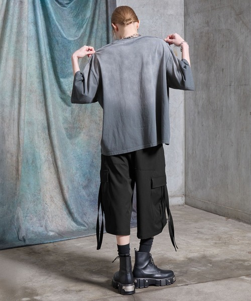 SERACE（セラス）の「【SERACE】Loose drape mode wide cargo half pants / ルーズドレープモードワイドカーゴハーフパンツ（カーゴパンツ・メンズ・ライトグレー/ブラック・L/M/S）」の16枚目の写真