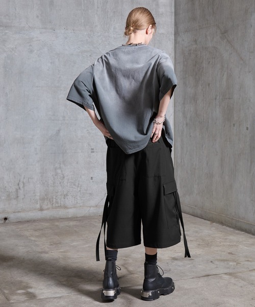SERACE（セラス）の「【SERACE】Loose drape mode wide cargo half pants / ルーズドレープモードワイドカーゴハーフパンツ（カーゴパンツ・メンズ・ライトグレー/ブラック・L/M/S）」の20枚目の写真