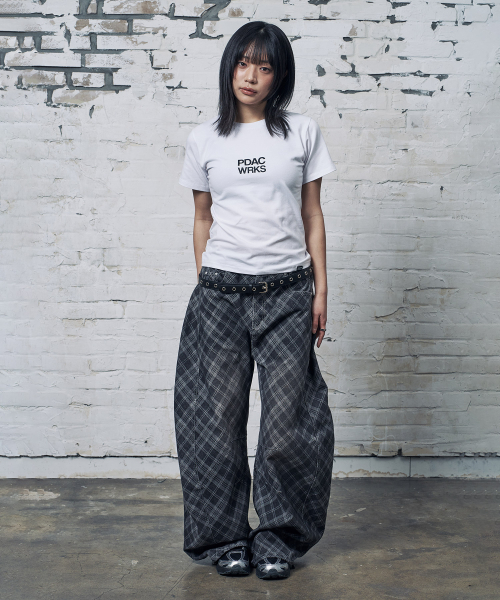 PEID(ペイド)の「PD PDAC スリムフィット半袖Tシャツホワイト(Tシャツ/カットソー・レディース・ホワイト・2/3/1)」の5枚目の写真