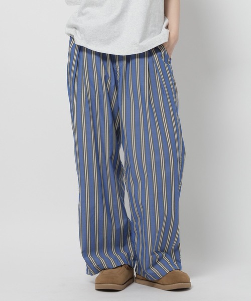 niko and...（ニコアンド）の「Gardenタックプリントパンツ（その他パンツ・レディース・ホワイト/ベージュ/ブルー/ブラウン・FREE）」の4枚目の写真