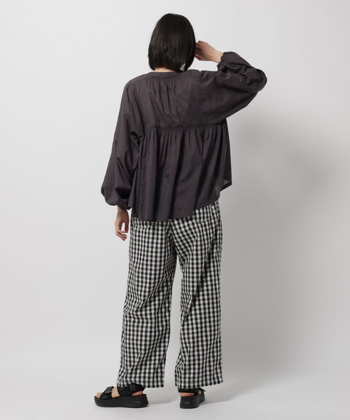 niko and...（ニコアンド）の「Gardenタックプリントパンツ（その他パンツ・レディース・ホワイト/ベージュ/ブルー/ブラウン・FREE）」の21枚目の写真