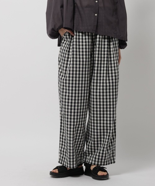 niko and...（ニコアンド）の「Gardenタックプリントパンツ（その他パンツ・レディース・ホワイト/ベージュ/ブルー/ブラウン・FREE）」の22枚目の写真